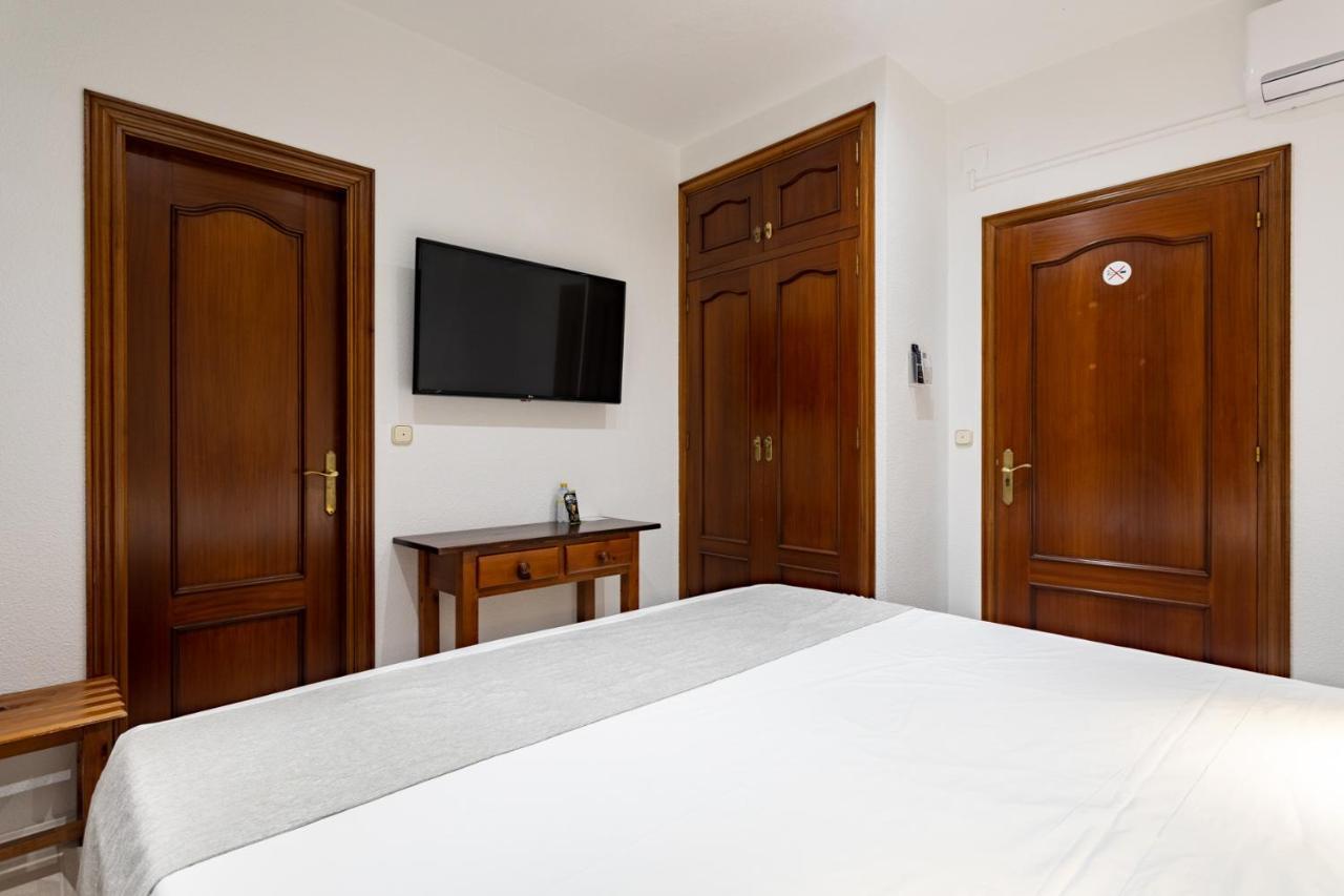 Hostal La Costa El Ejido Luaran gambar