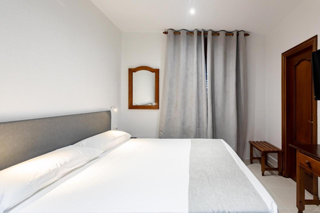 Hostal La Costa El Ejido Luaran gambar