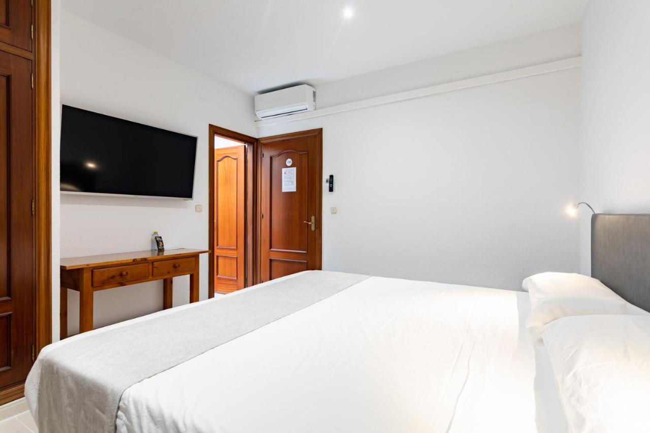 Hostal La Costa El Ejido Luaran gambar