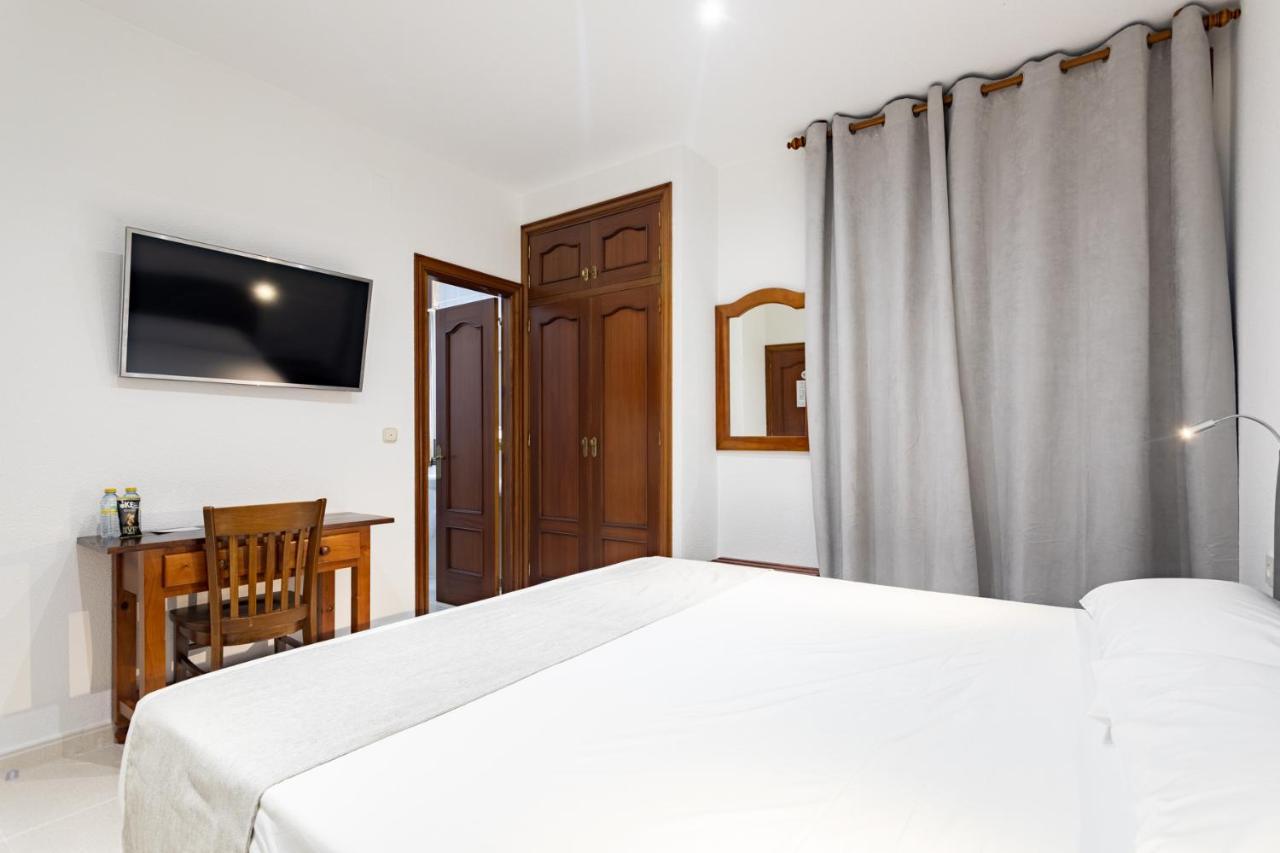 Hostal La Costa El Ejido Luaran gambar