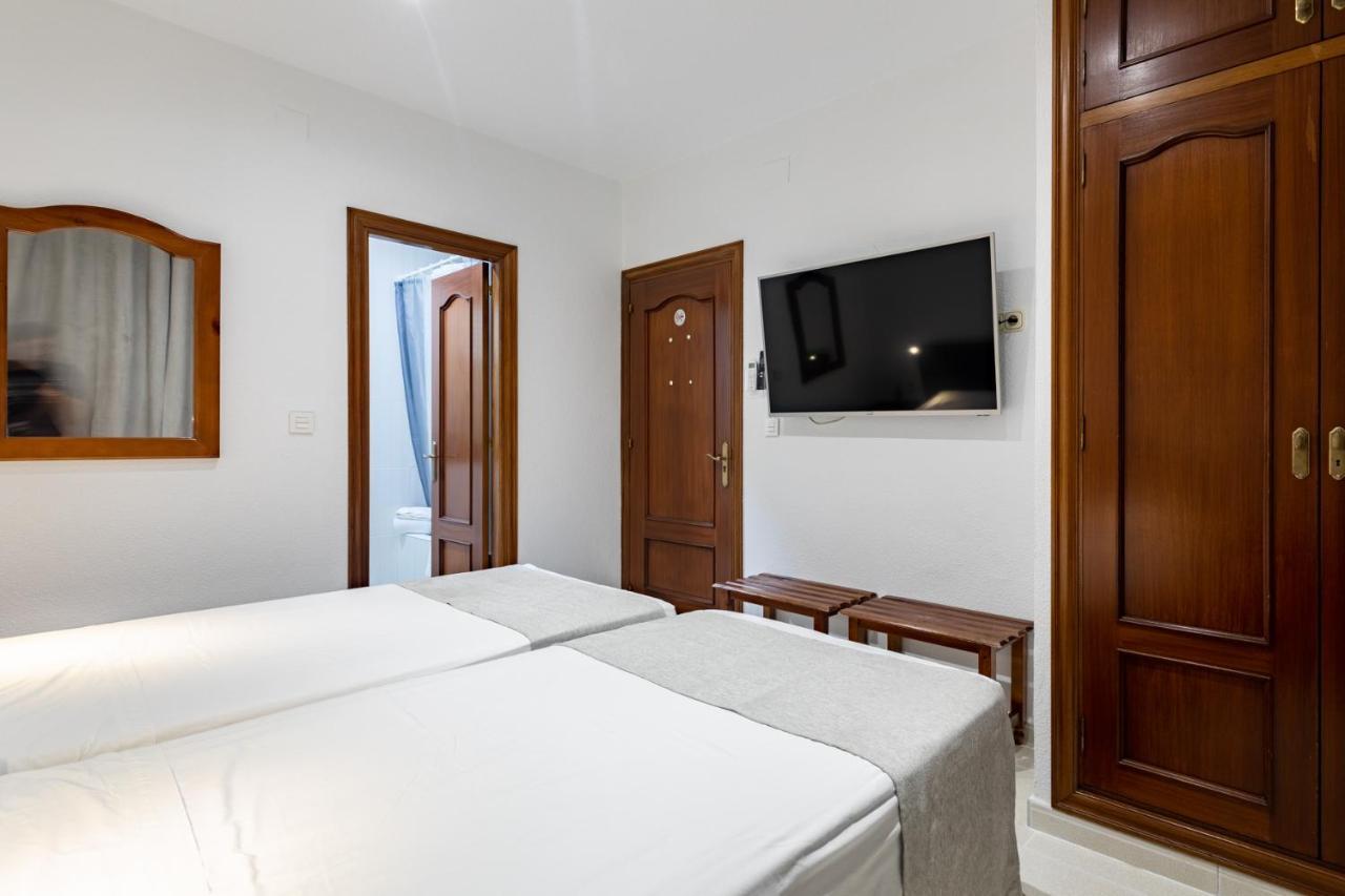 Hostal La Costa El Ejido Luaran gambar