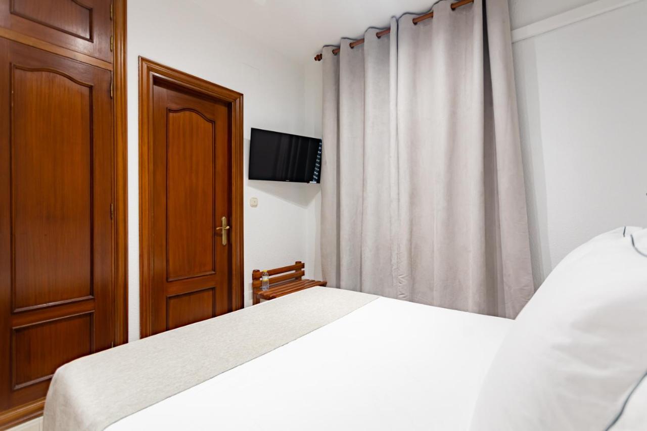 Hostal La Costa El Ejido Luaran gambar