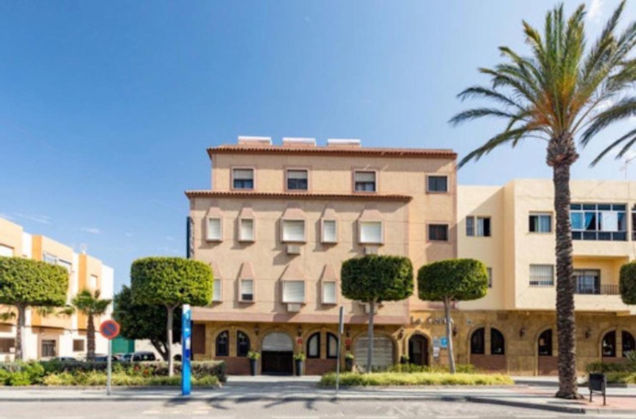 Hostal La Costa El Ejido Luaran gambar